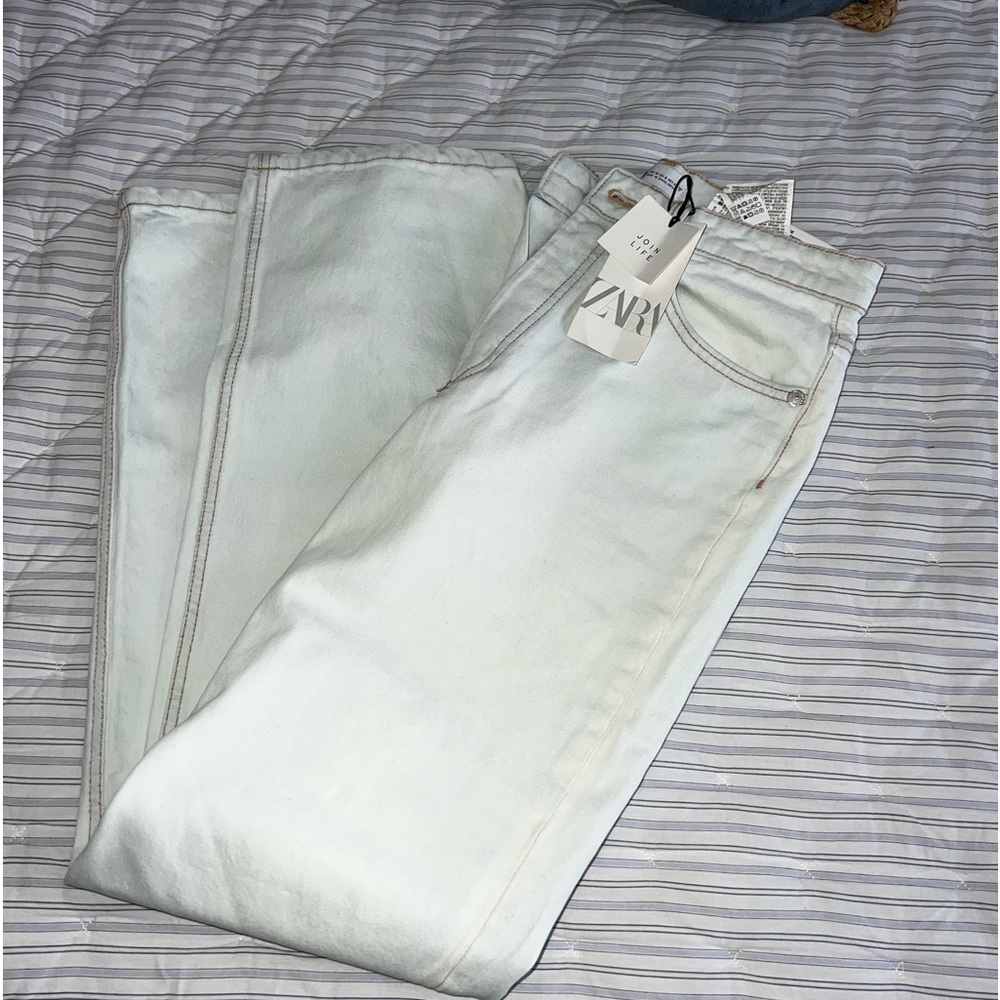 Light light wash Zara jeans